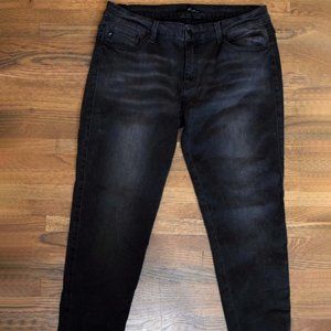 KanKan Fringed Bottom Hem Ankle Jeans